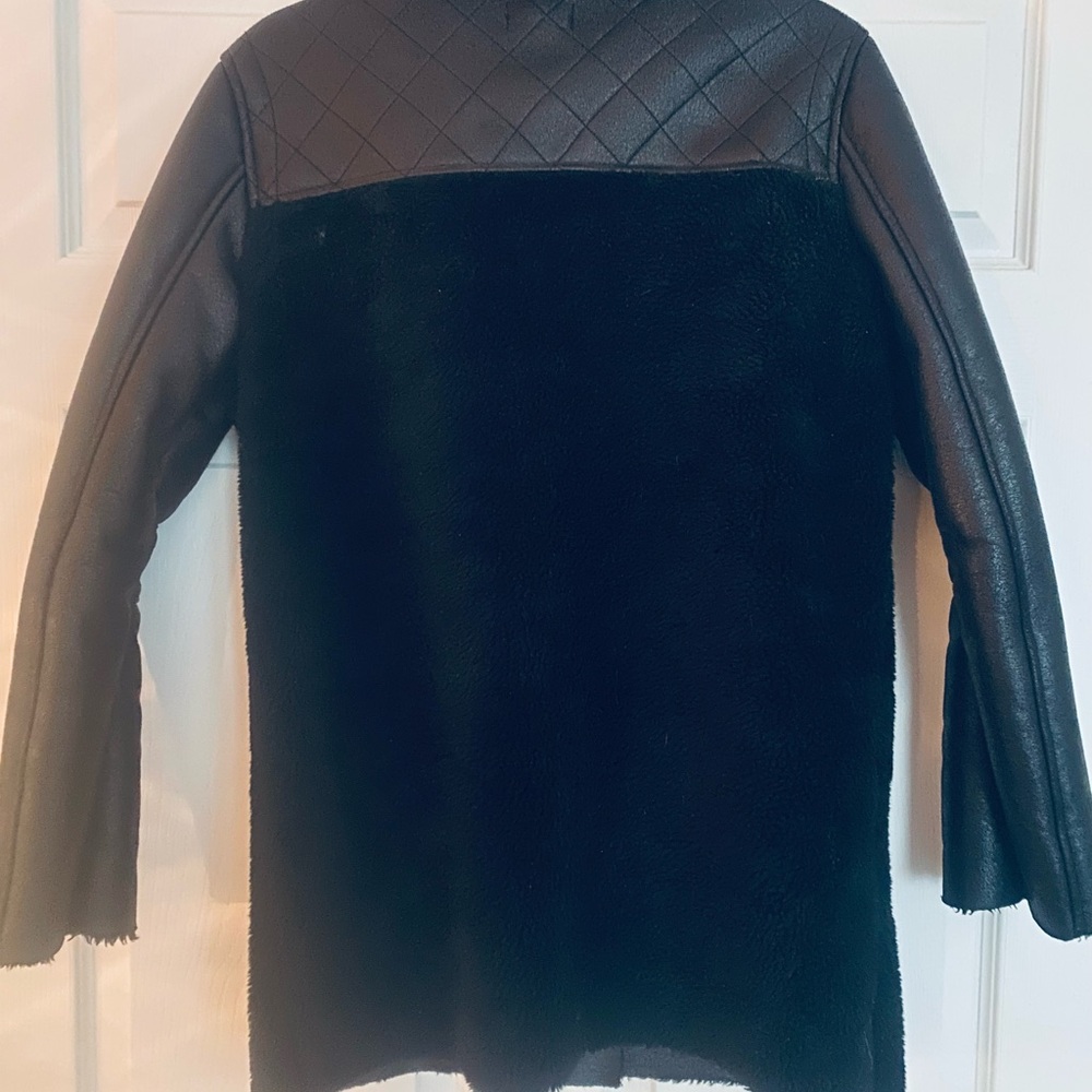 TOPSHOP Black Faux Fur Jacket - Picture 4 of 13